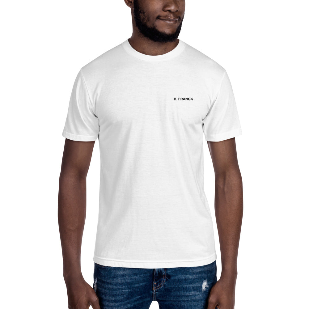 Knee on neck reminder t-shirt